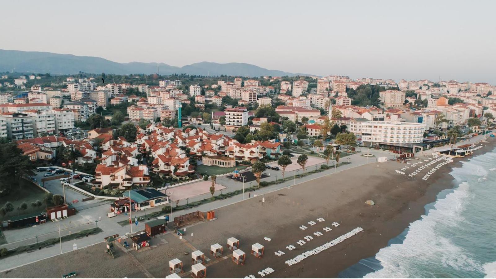 Ceneviz Suit Apart Otel Akçakoca Exterior foto